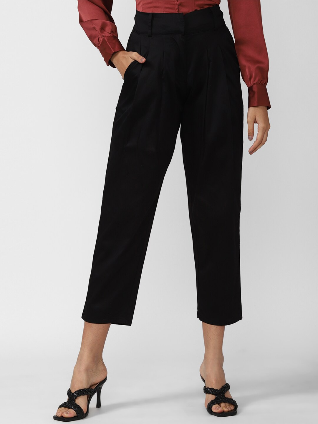 

FOREVER 21 Women Black Pleated Trousers