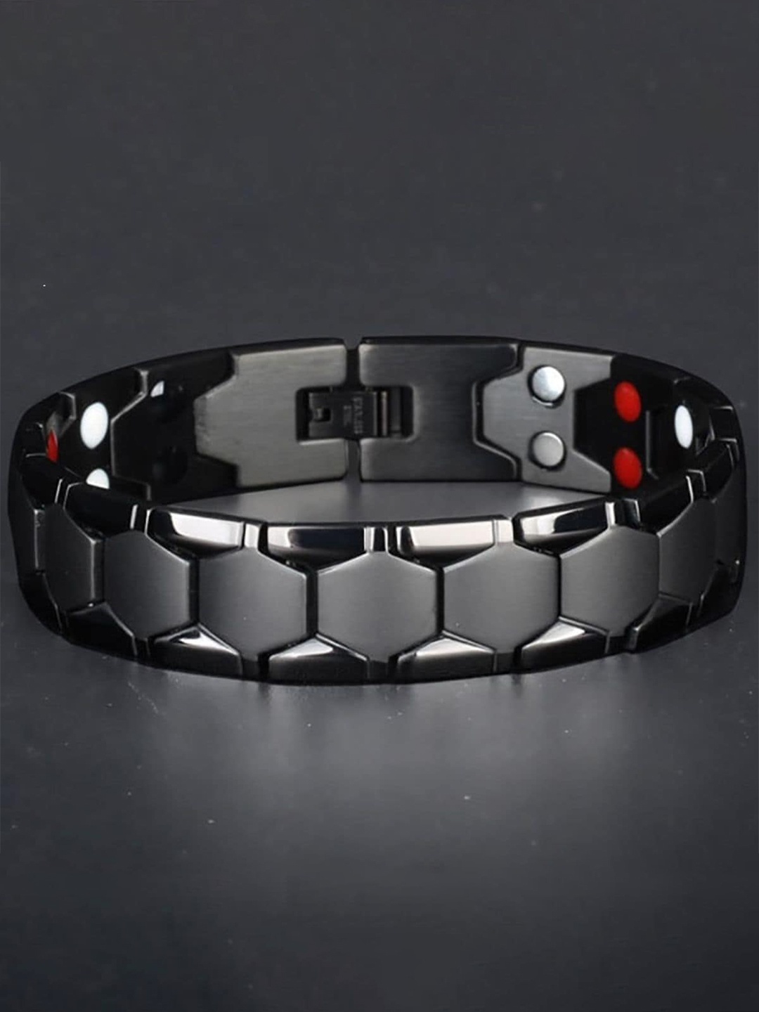 

ZIVOM Men Silver-Toned & Black Rhodium-Plated Link Bracelet