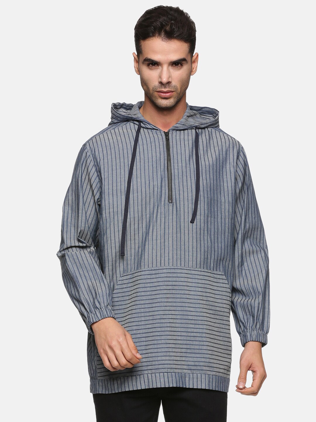 

DON VINO Men Navy Blue Printed Cotton Hooded Sweatshirt