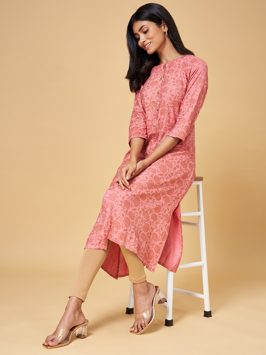 

YU by Pantaloons Women Red Ethnic Motifs Cotton Kurta