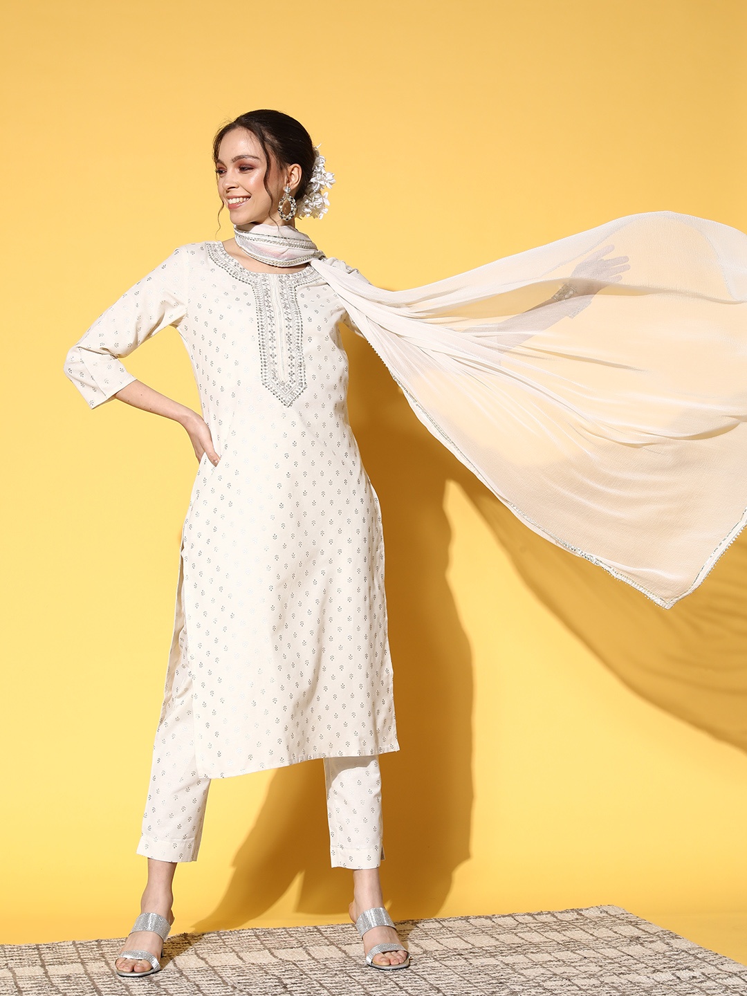 

Ishin Women Off White Floral Yoke Design Sequinned Kurta with Trousers & With Dupatta