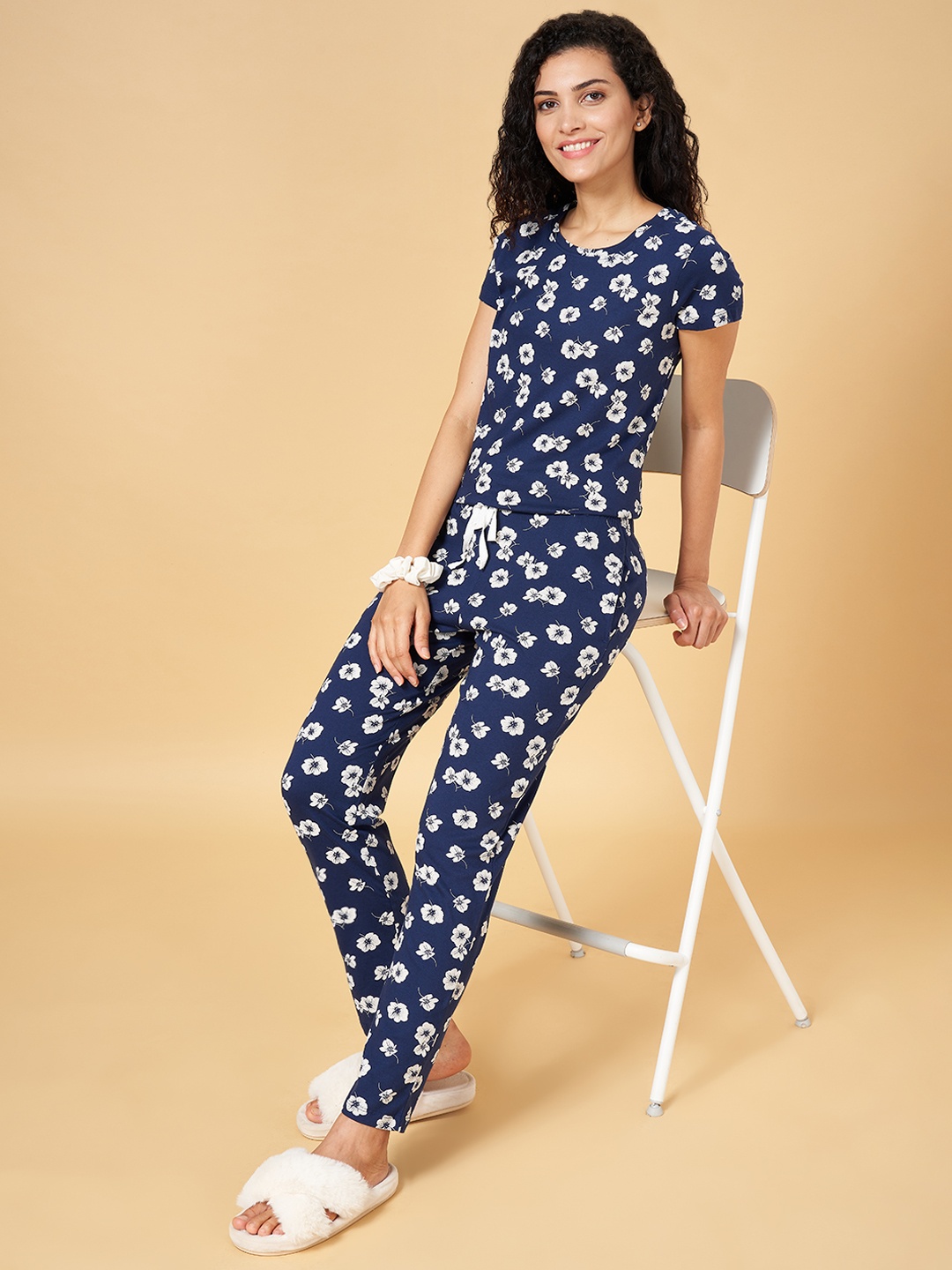 

YU by Pantaloons Women Navy Blue & White Printed Night suit