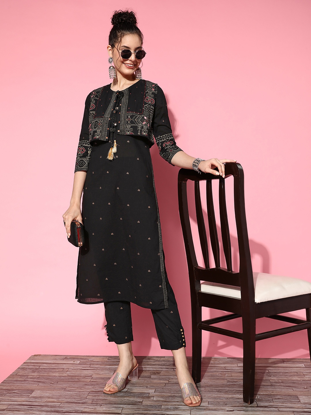 

Ishin Women Black Ethnic Motifs Sequinned Pure Cotton Kurta with Trousers