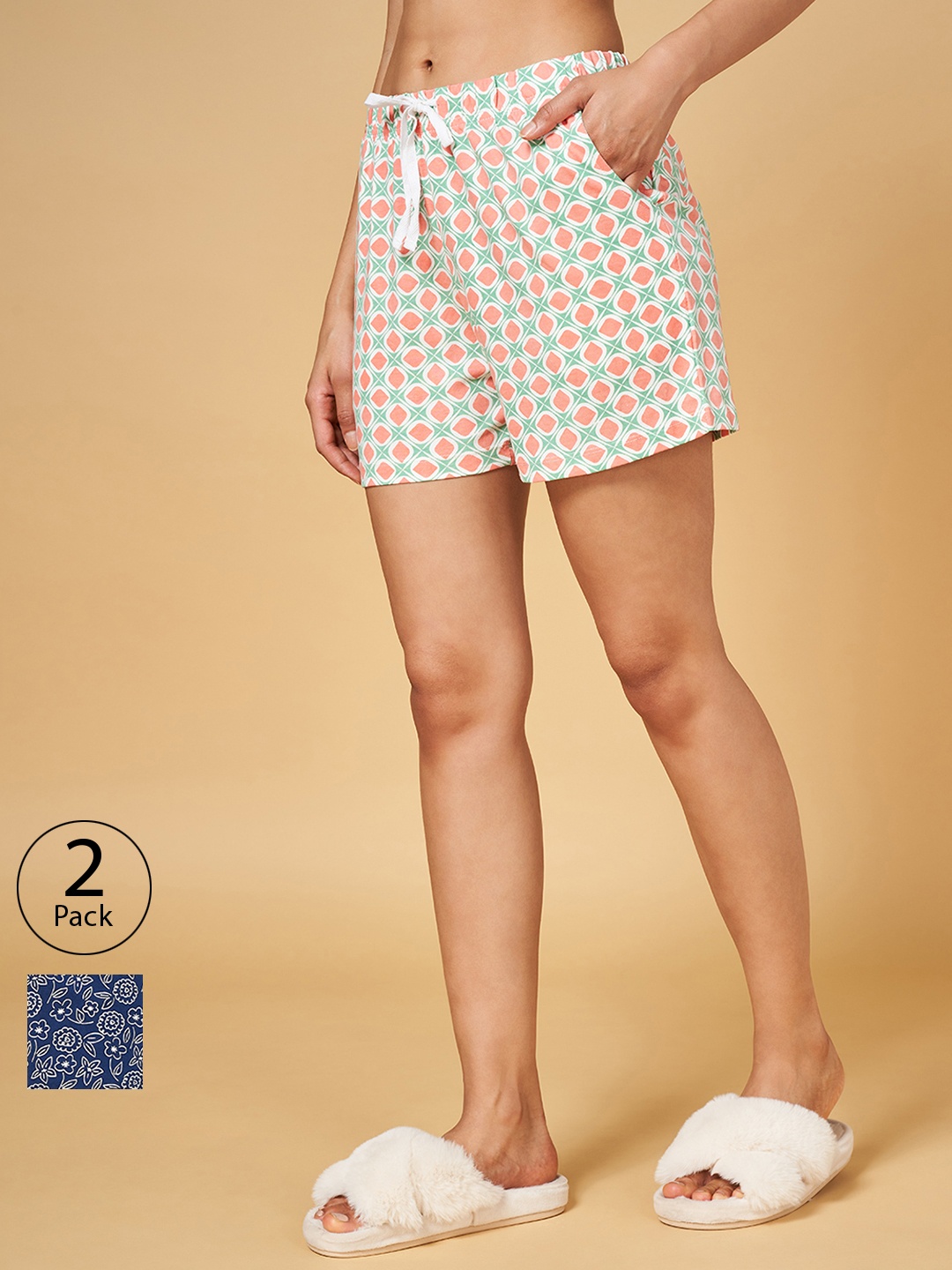 

YU by Pantaloons Pack of 2 Floral Print Regular Shorts, White
