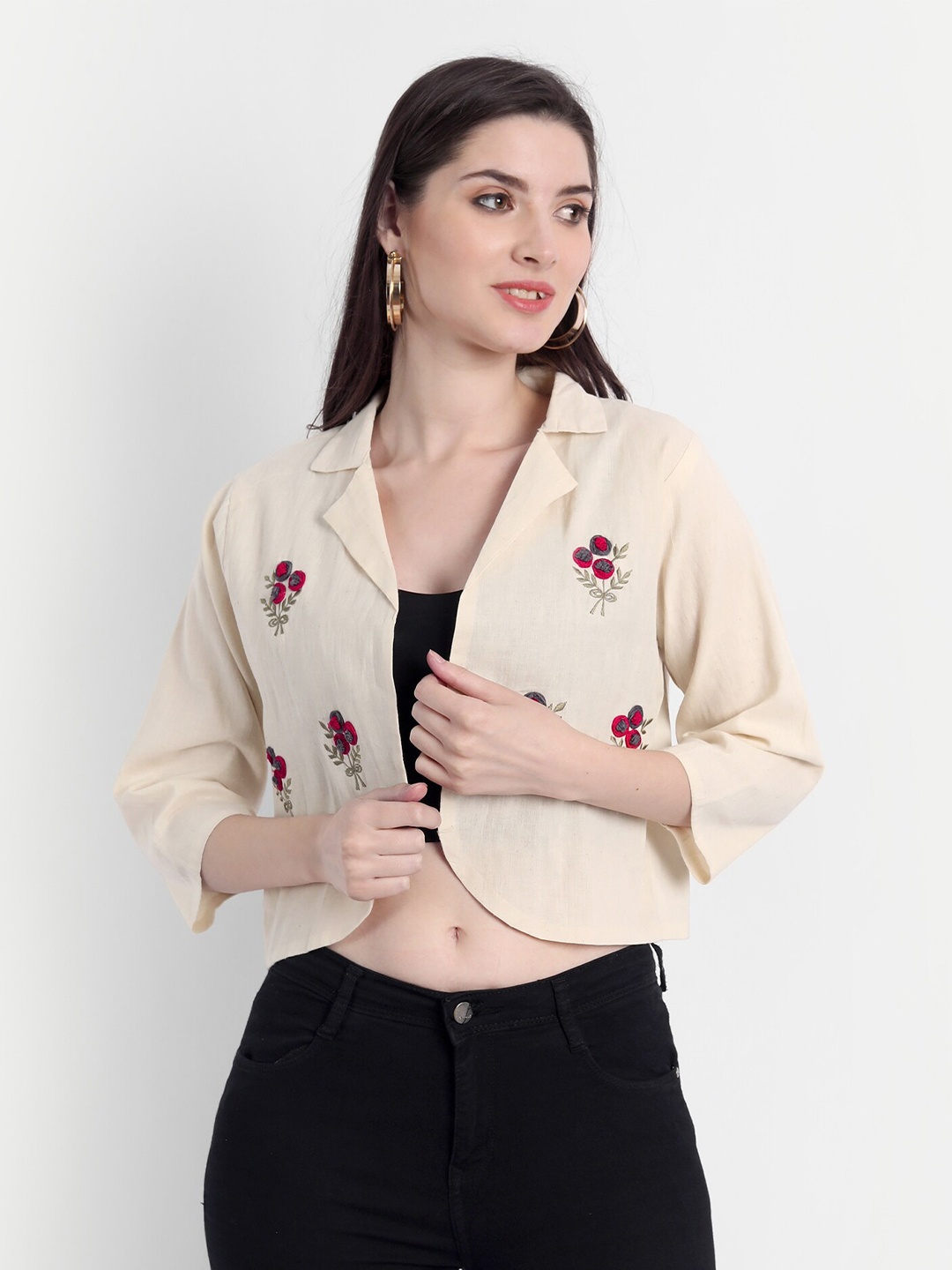 

Gopalvilla Women Beige & Pink Printed Cotton Crop Shrug