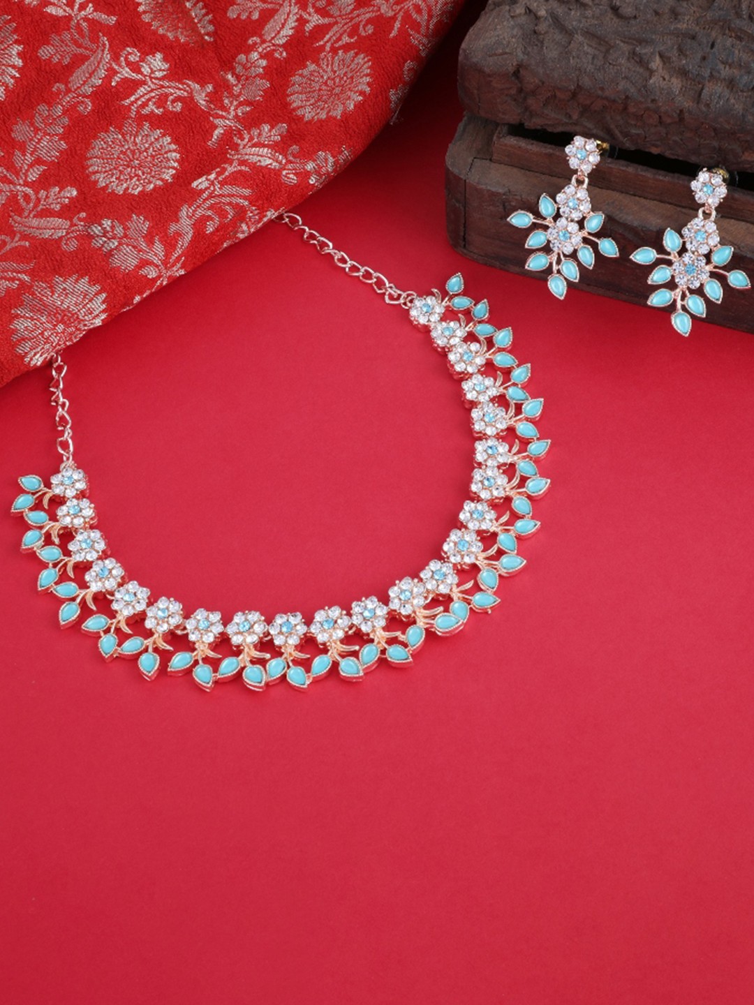 

Atasi International Rose Gold-Plated White & Blue CZ Stone-Studded Leaf Shaped Jewellery Set