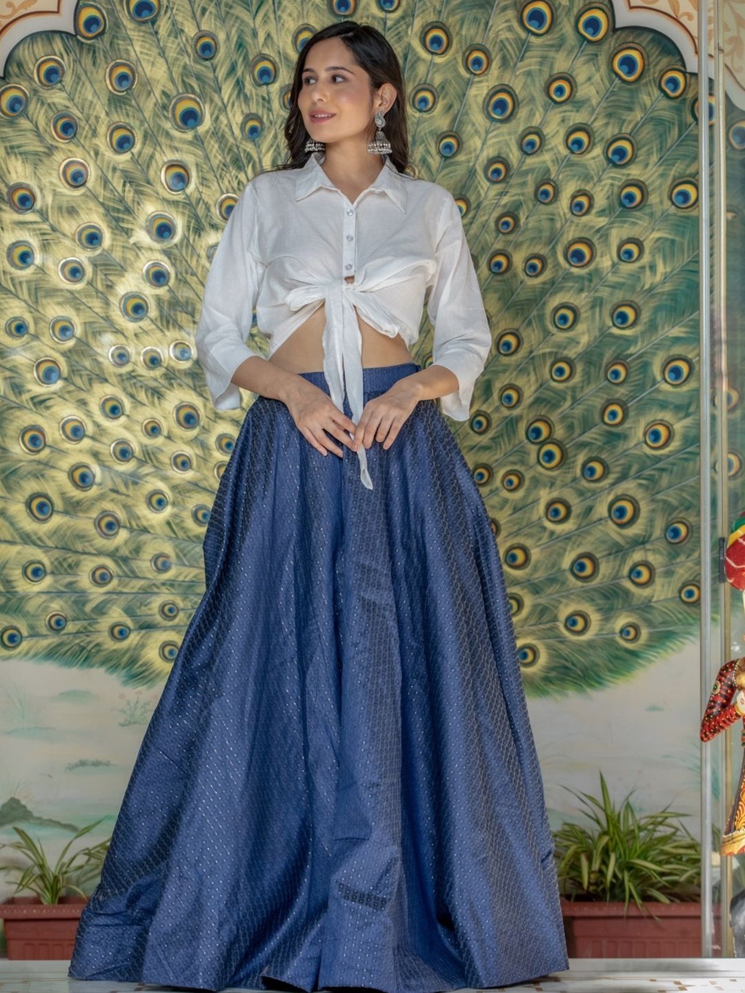 

HOUSE OF JAMOTI Blue & White Printed Lehenga Choli Set