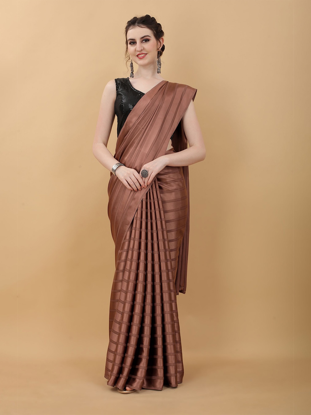 

kasee Brown Striped Saree