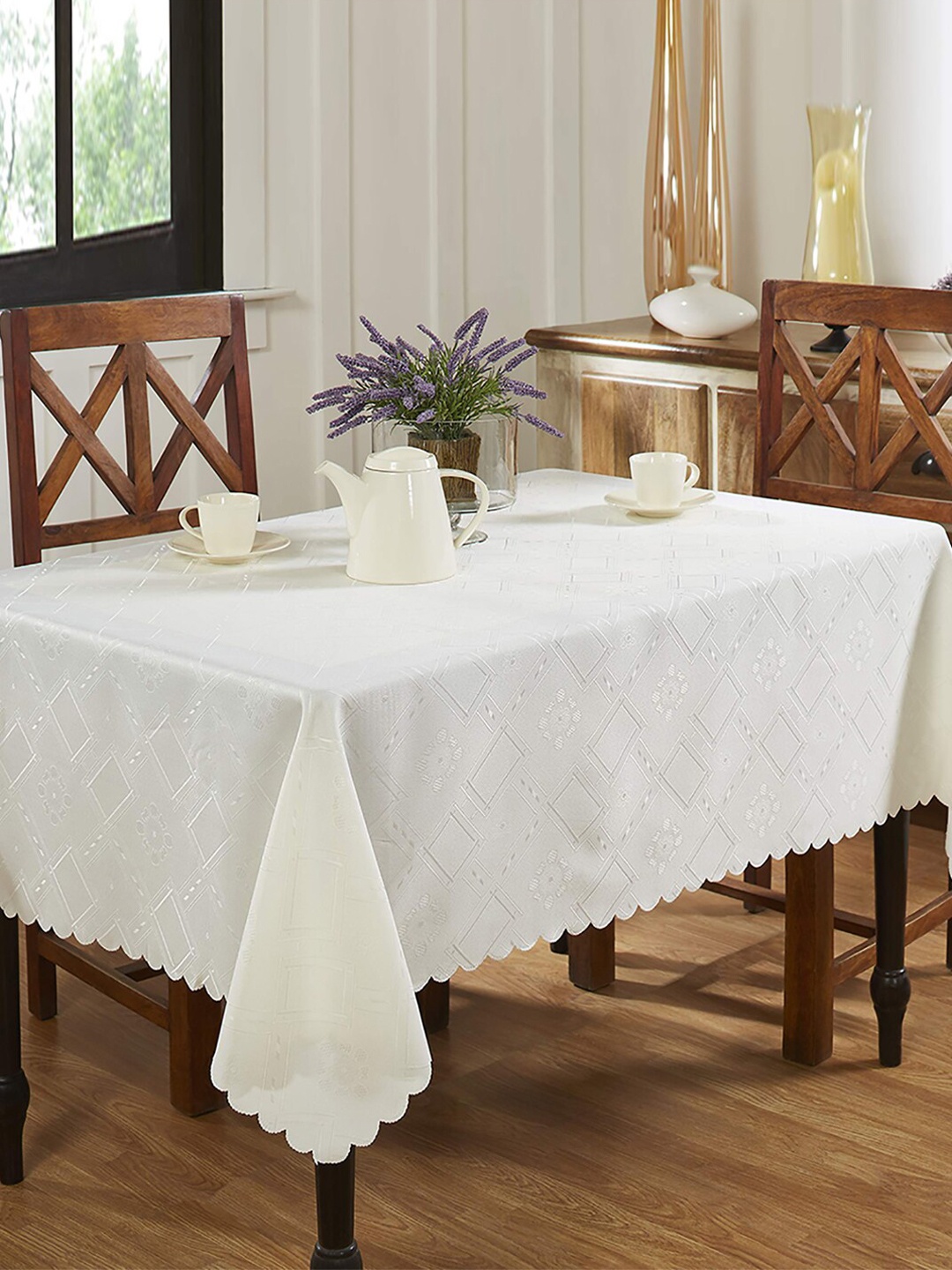 

homewards Cream-Coloured Woven Design Cotton 4-Seater Table Cover