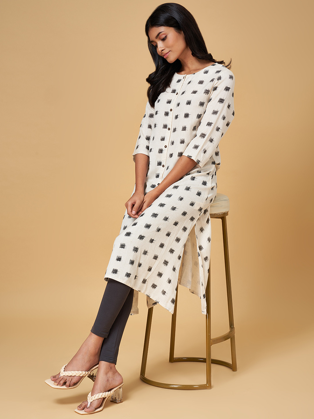 

YU by Pantaloons Geometric Printed Pure Cotton Kurta, Off white