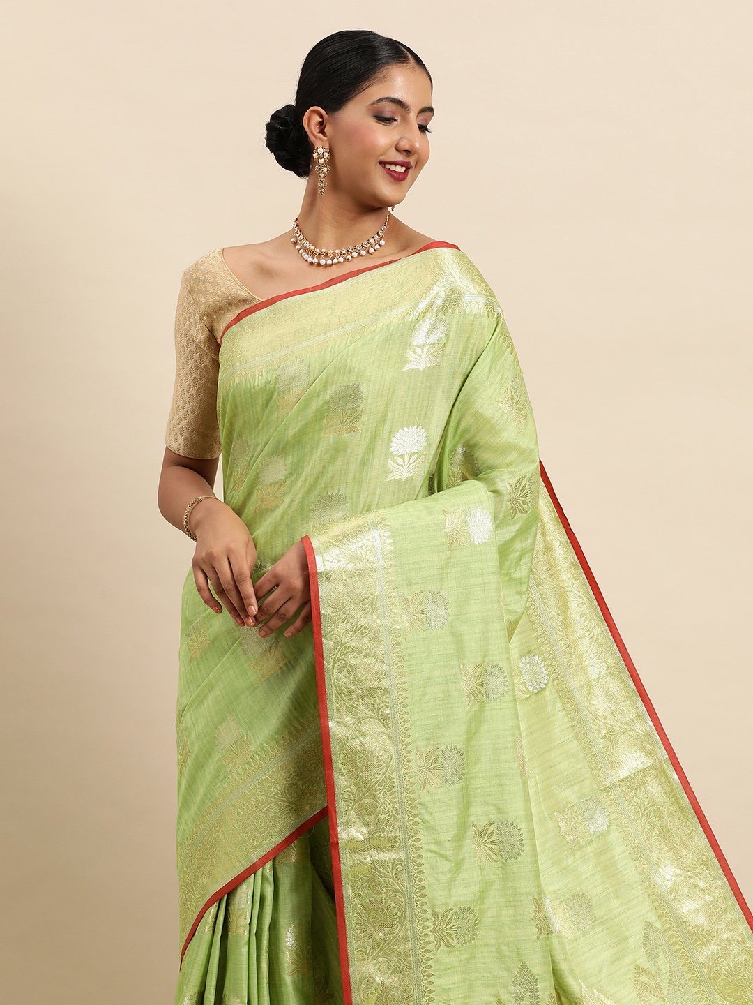 

SANGAM PRINTS Ethnic Motifs Silk Blend Saree, Green