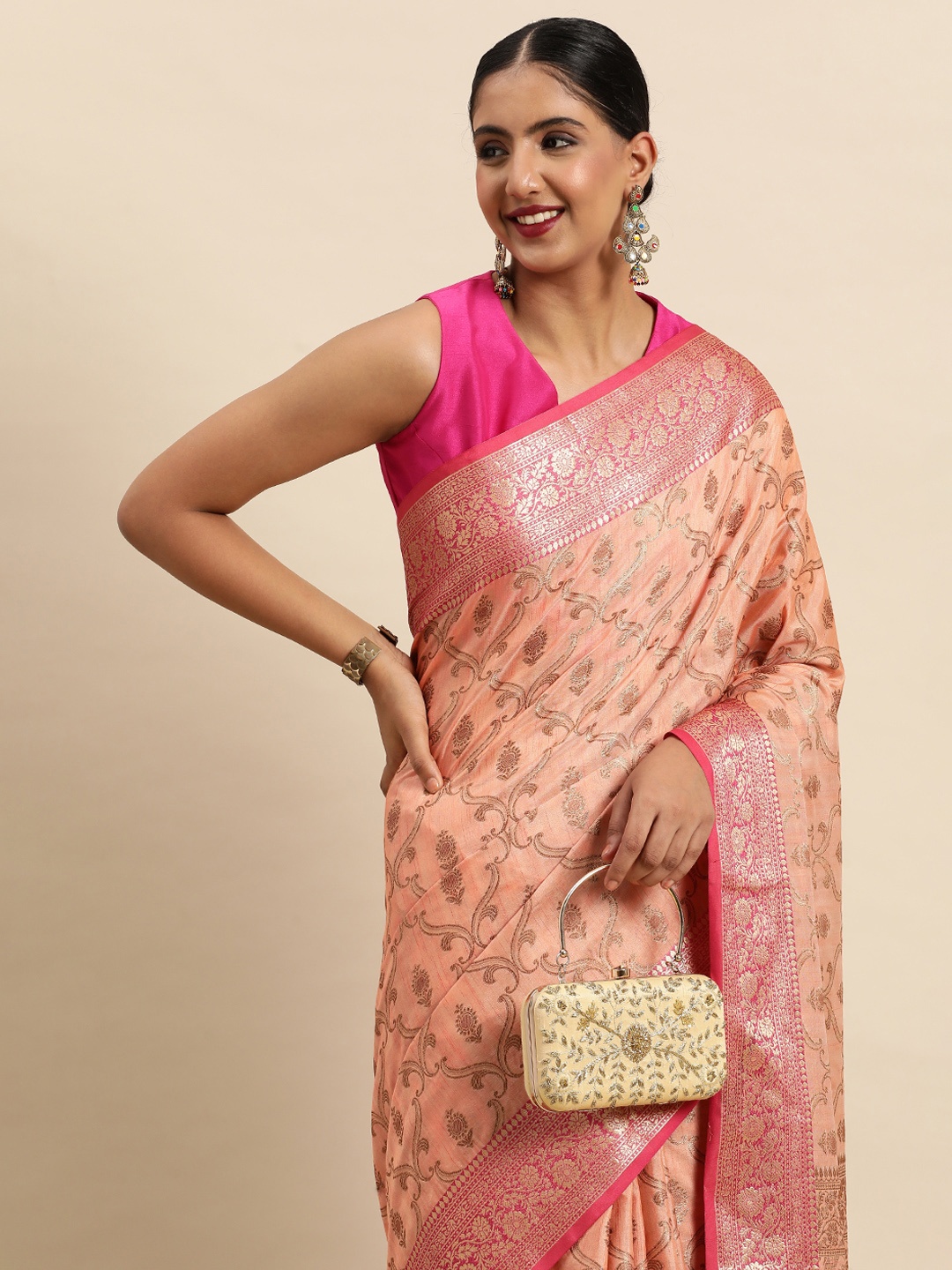 

SANGAM PRINTS Ethnic Motifs Silk Blend Saree, Peach