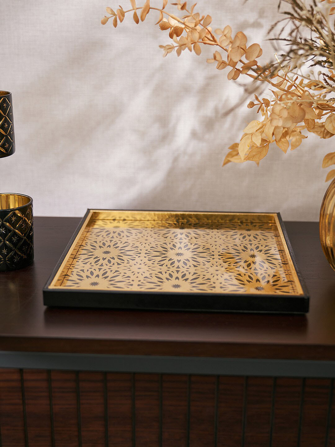 

Pure Home and Living Black & Gold-Toned Textured Square Faux Leather Platter