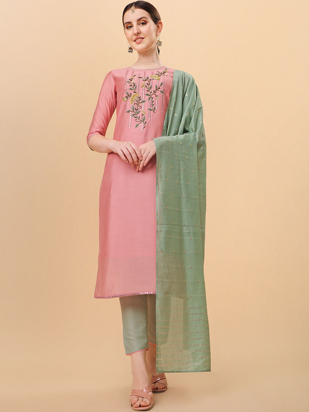 

Berrylicious Women Pink Floral Embroidered Thread Work Chanderi Cotton Kurta with Trousers & With Dupatta