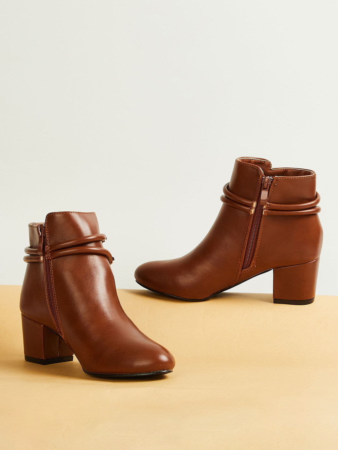 

Ginger by Lifestyle Women Brown Fashion Boots