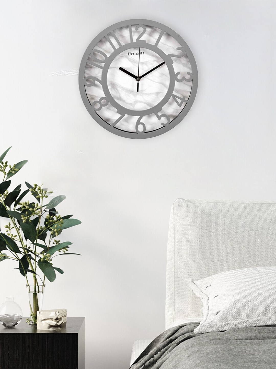 

Athome by Nilkamal Grey & Black Printed Contemporary Wall Clock