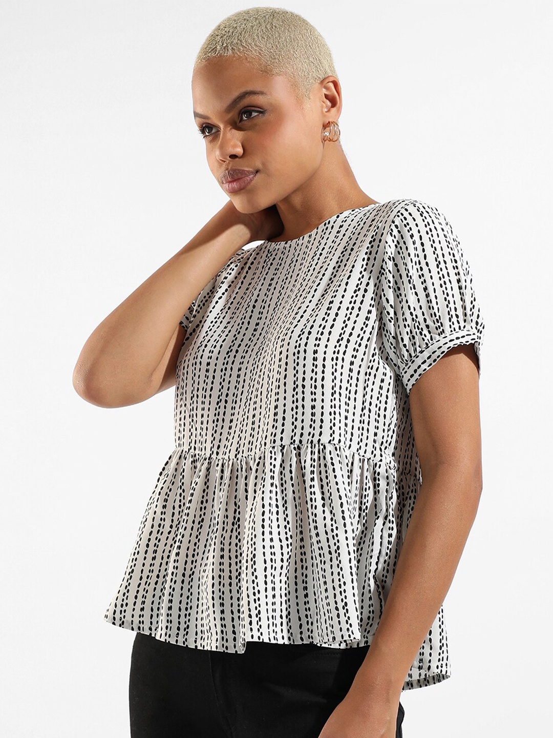 

Campus Sutra Beige & Black Geometric Print Crepe Peplum Top