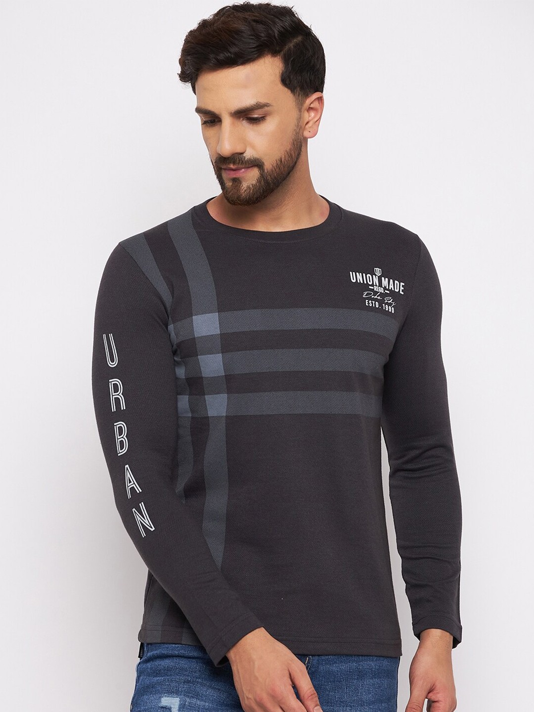 

Duke Men Grey Striped Slim Fit T-shirt