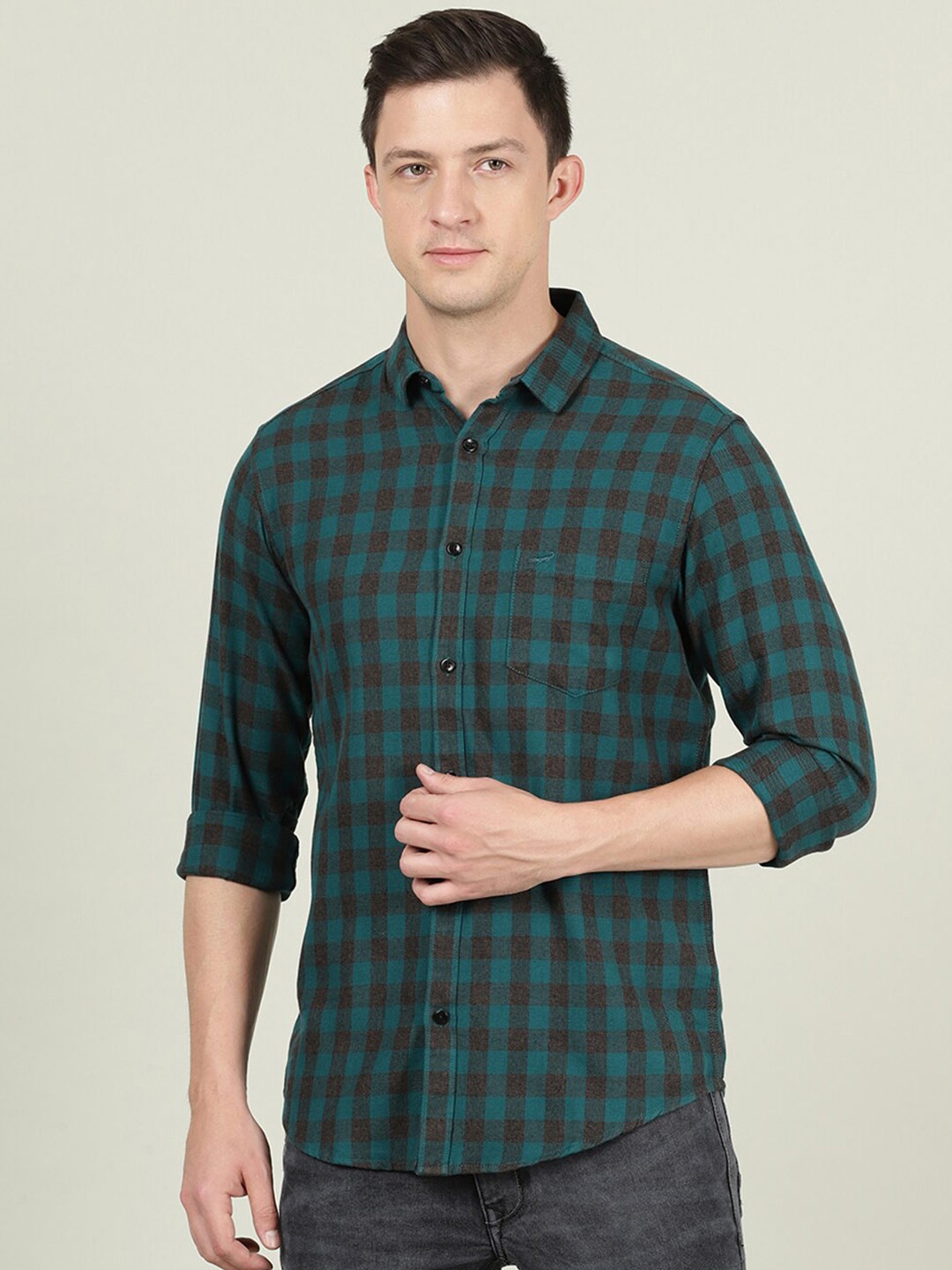 

Crocodile Men Green & Black Checked Cotton Casual Shirt