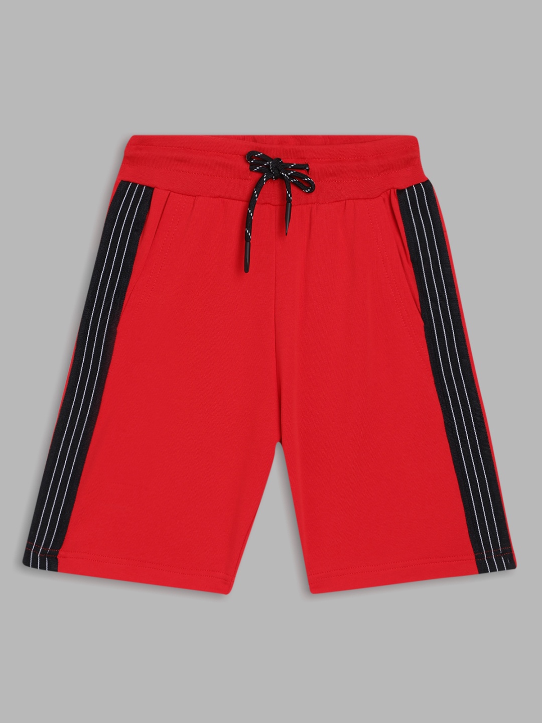 

Antony Morato Boys Mid-Rise Regular Shorts, Red