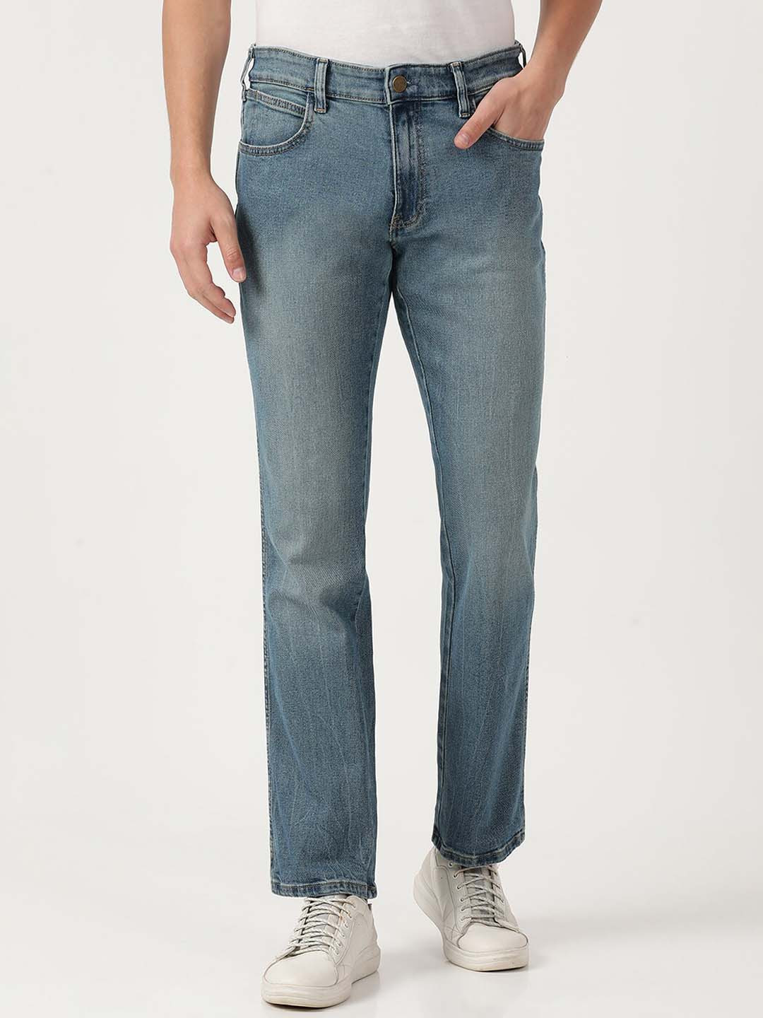 

Wrangler Men Blue Millard Straight Fit Heavy Fade Stretchable Jeans