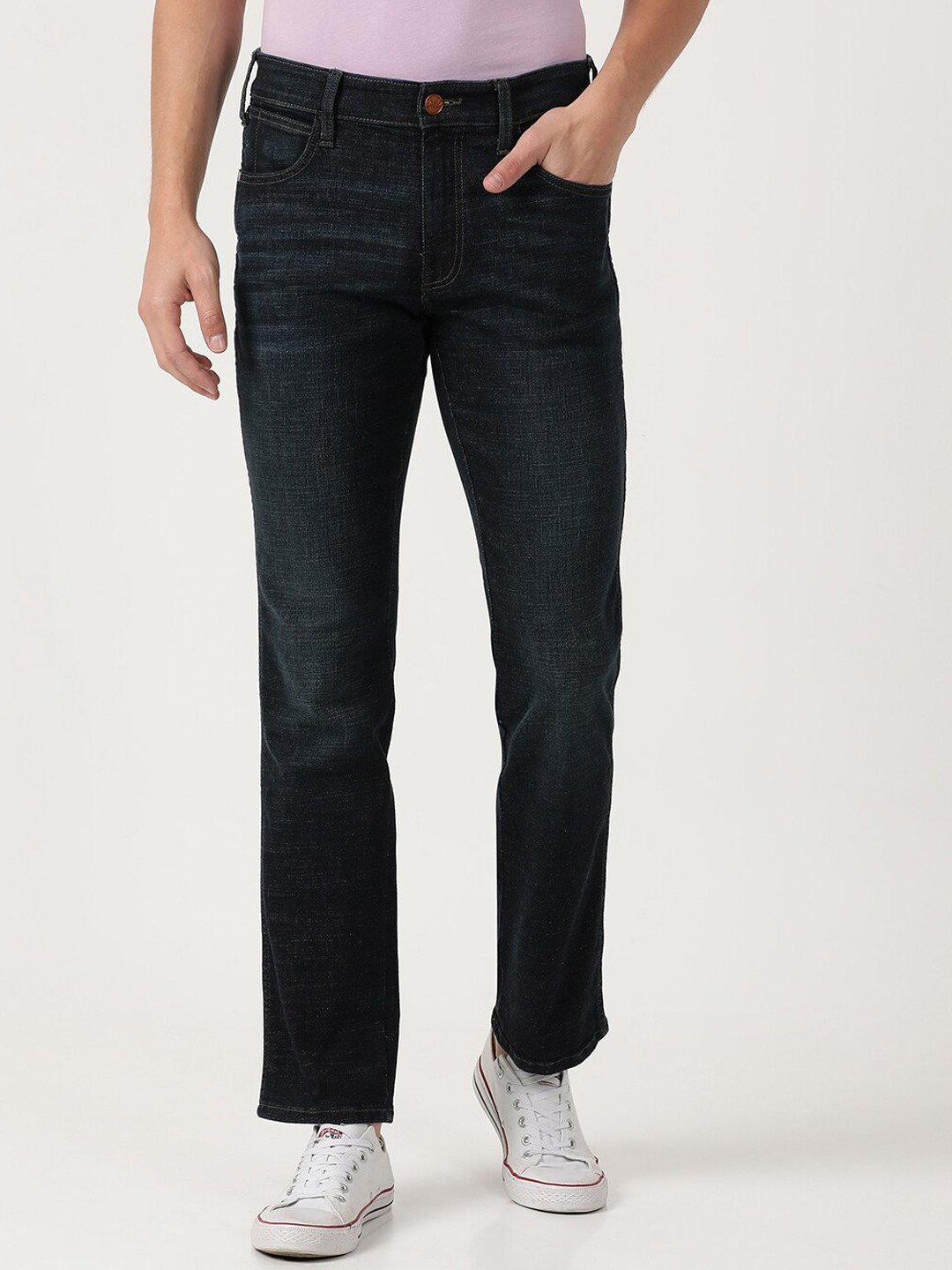 

Wrangler Men Navy Blue Millard Straight Fit Light Fade Stretchable Cotton Jeans