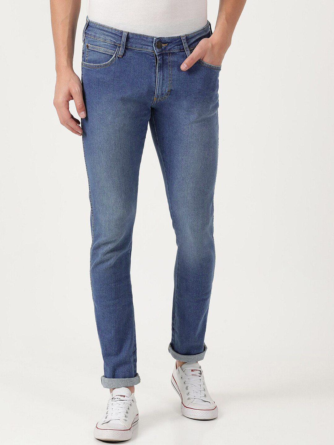 

Wrangler Men Blue Skanders Slim Fit Heavy Fade Stretchable Cotton Jeans