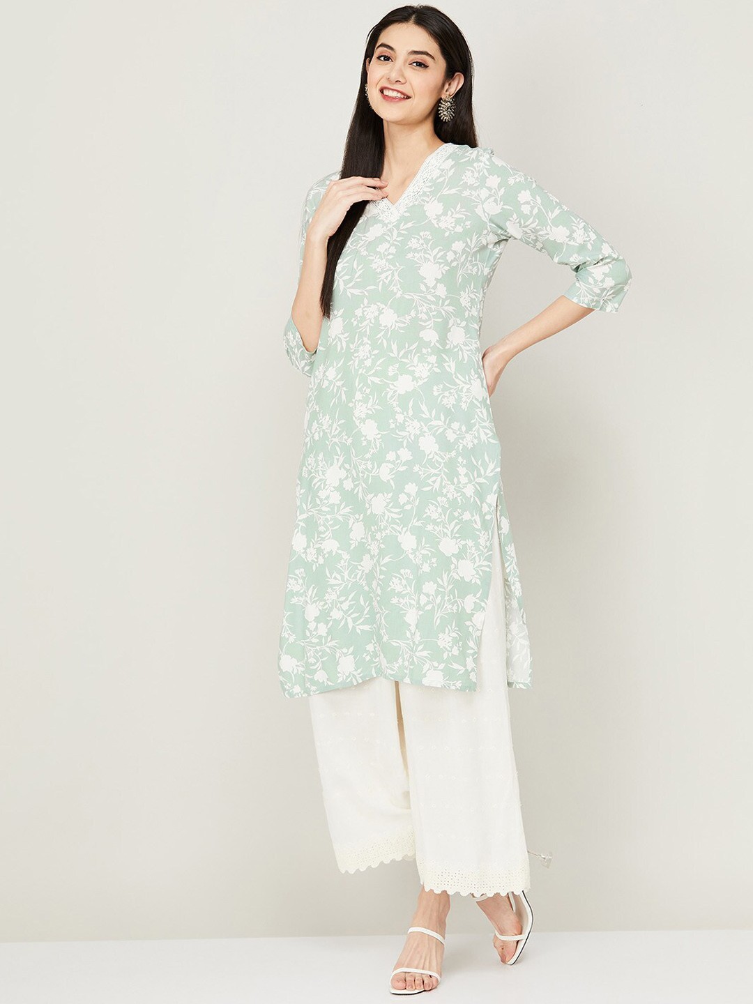 

Melange by Lifestyle Floral Printed Regular Kurta, Sea green