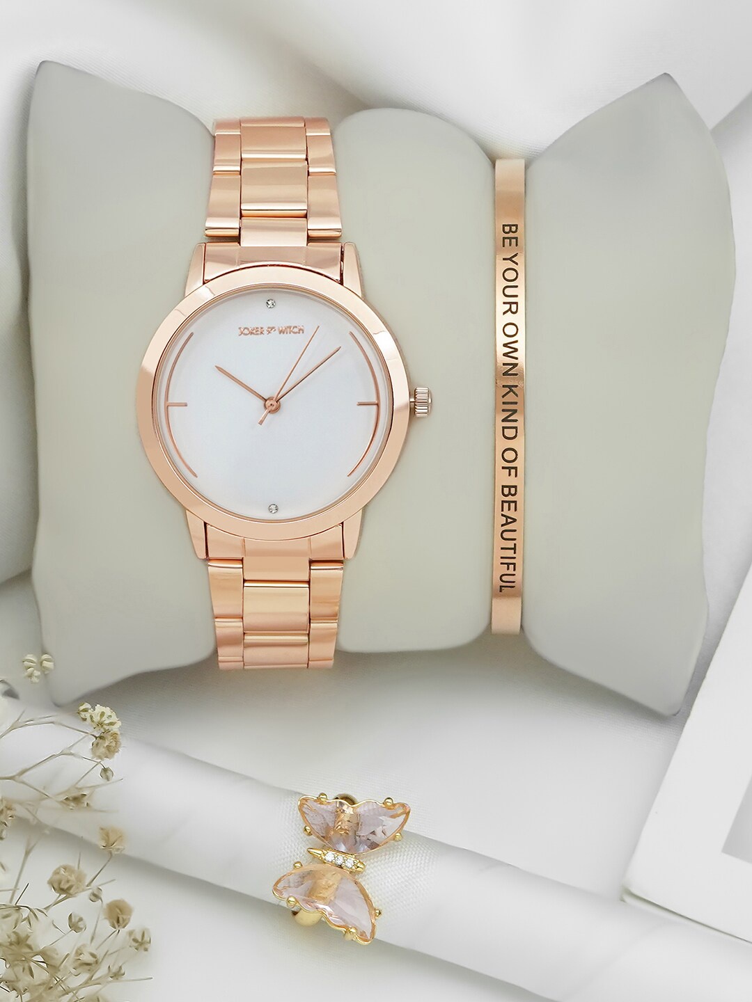 

JOKER & WITCH Women Rose Gold Toned Analogue Watch With Bracelet And Ring Gift Set