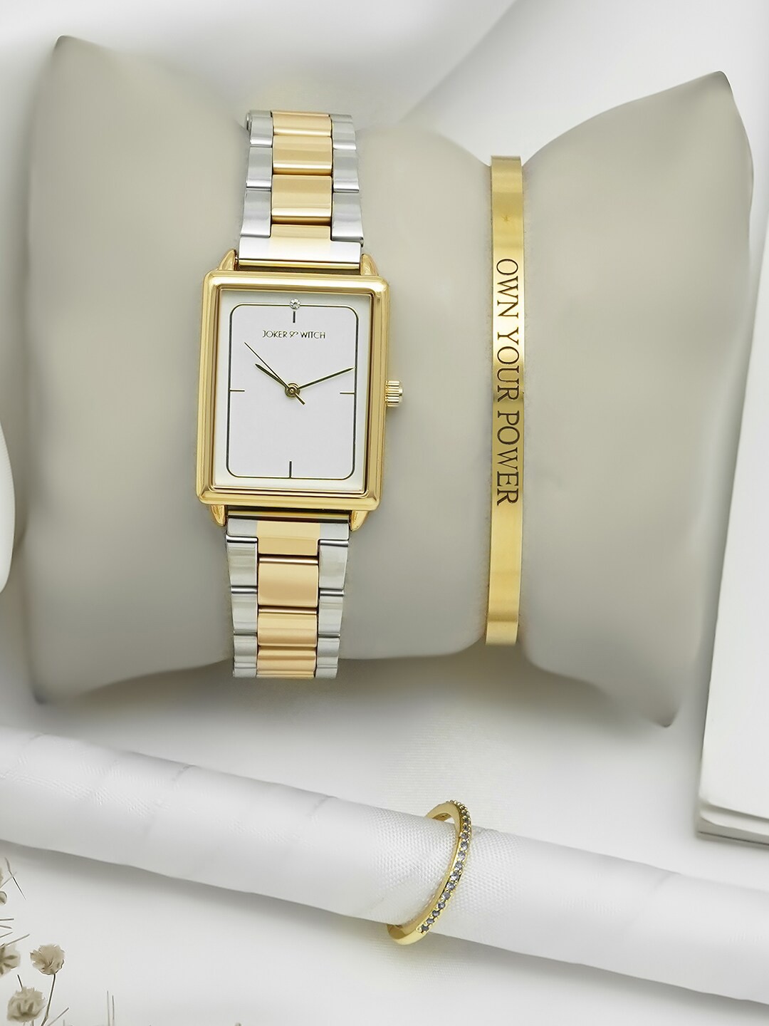 

JOKER & WITCH Women White Dial & Gold Toned Analogue Watch Gift Set JWLT646, Multi