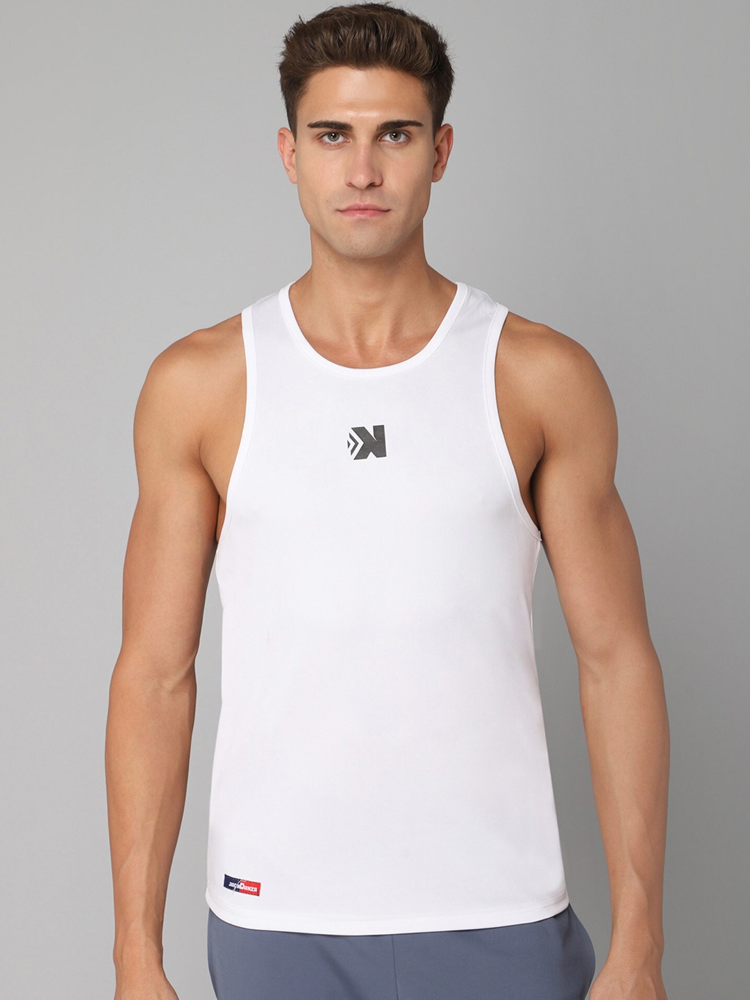 

JACKDANZA Men White Solid Gym Vest