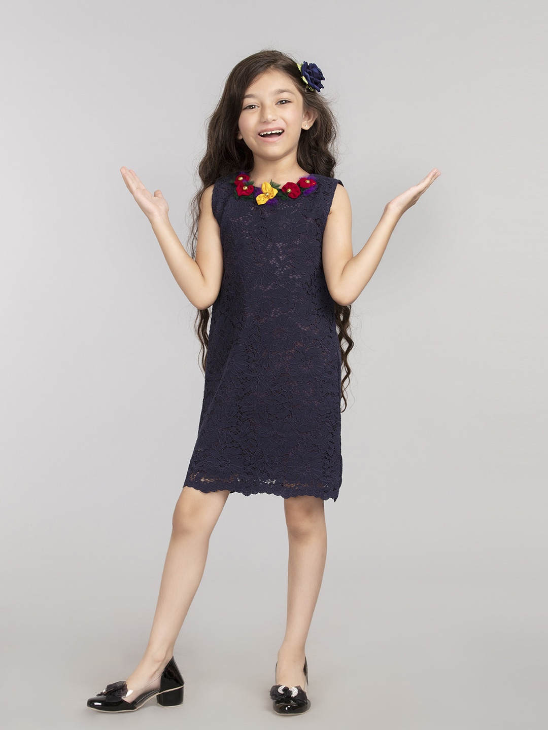

BYB PREMIUM Navy Blue Lace Sheath Dress