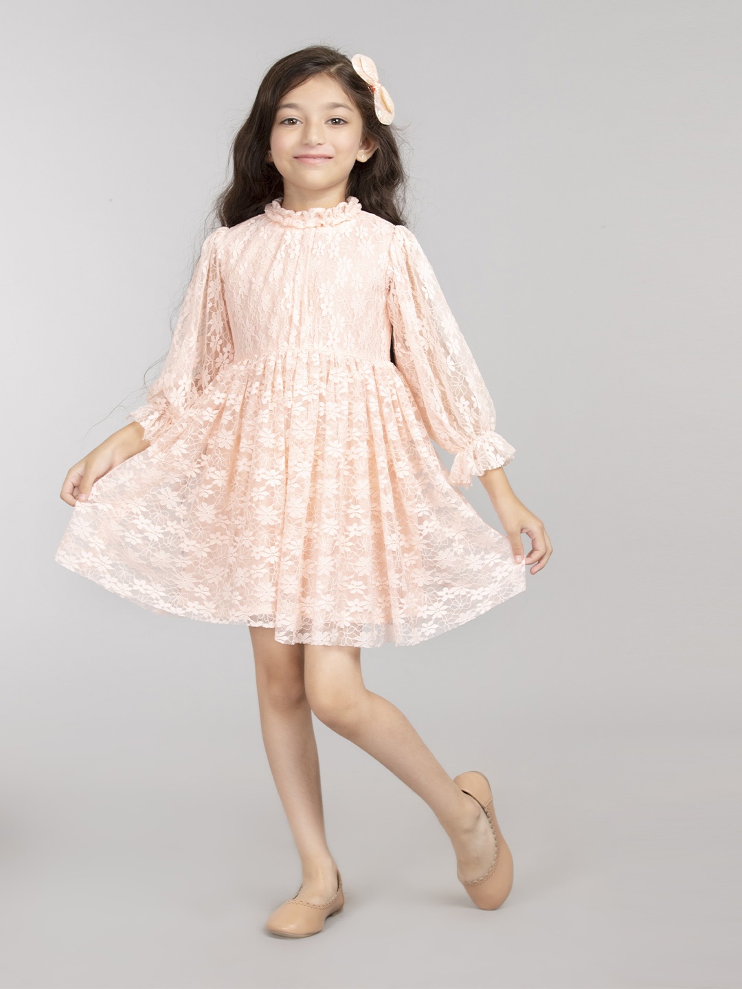 

BYB PREMIUM Peach-Coloured Lace Dress