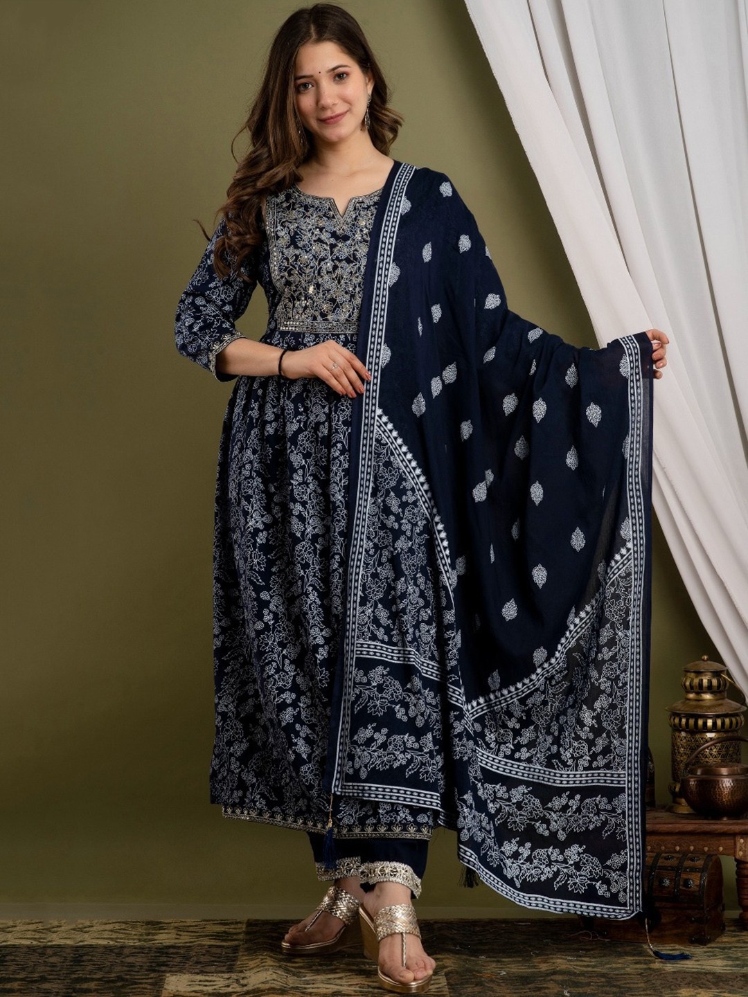 

misbis Blue Paisley Printed Kurta with Palazzos & With Dupatta