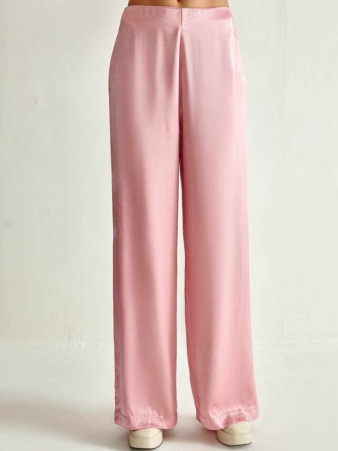 

COVER STORY Women Pink Solid Parallel Trousers