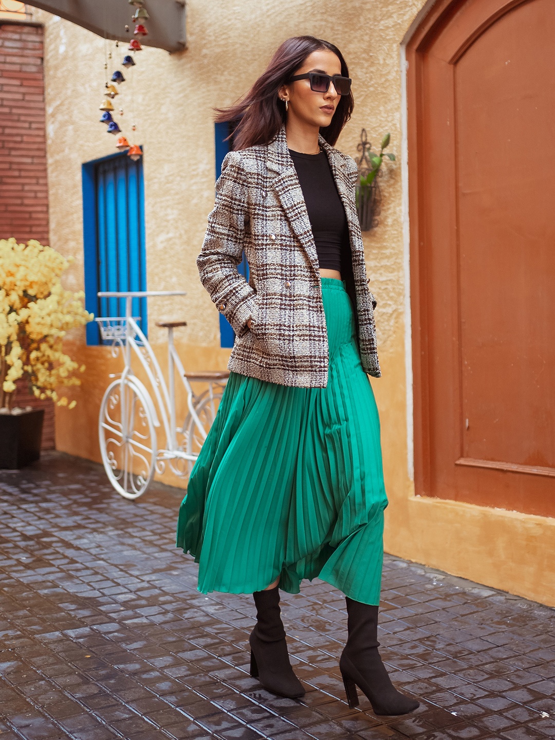 

Dlanxa Women Grey & Brown Checked Winter Wear Long Sleeves Coats