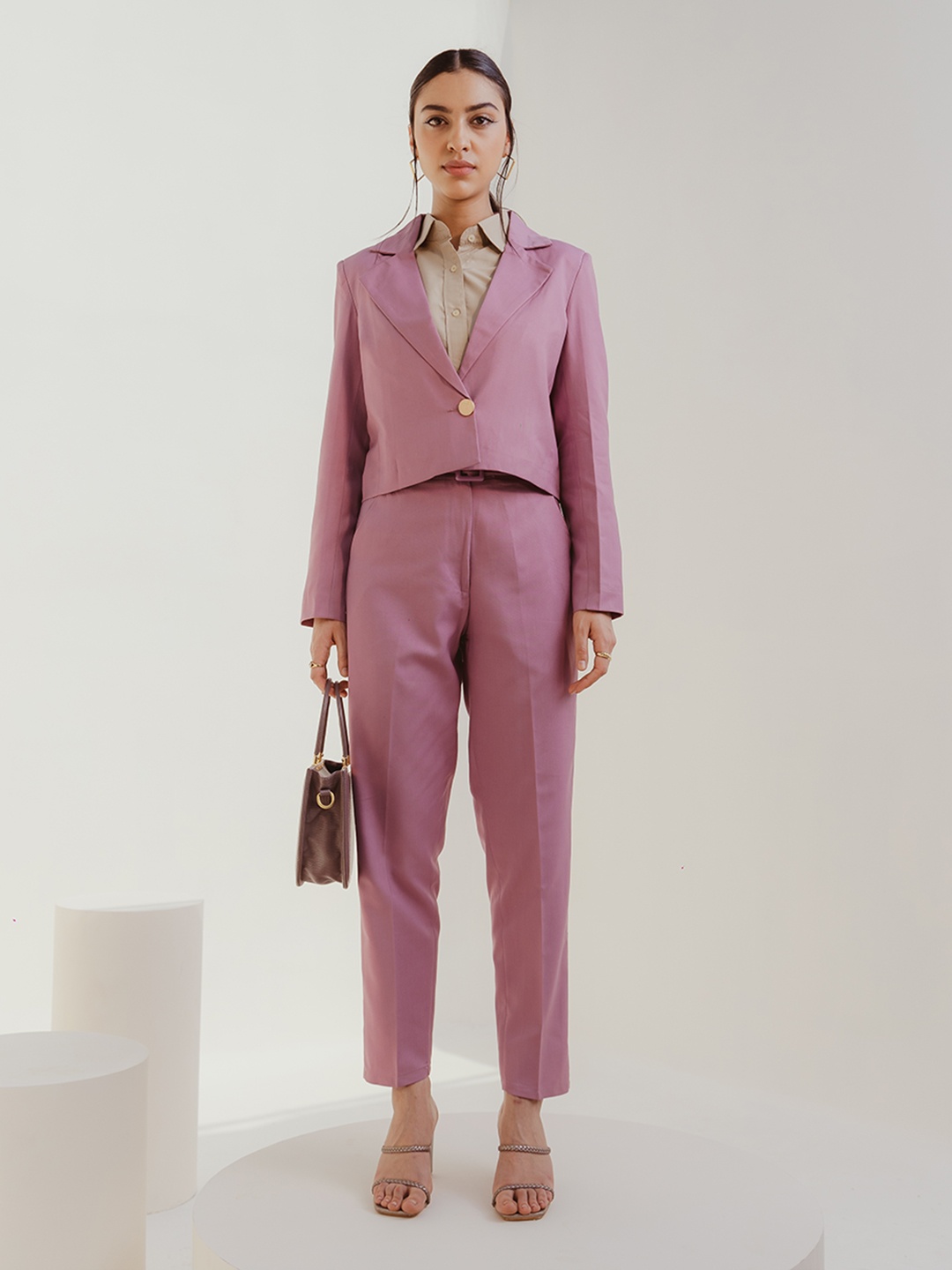 

Dlanxa Women Pink Single-Breasted Two-Piece Suit