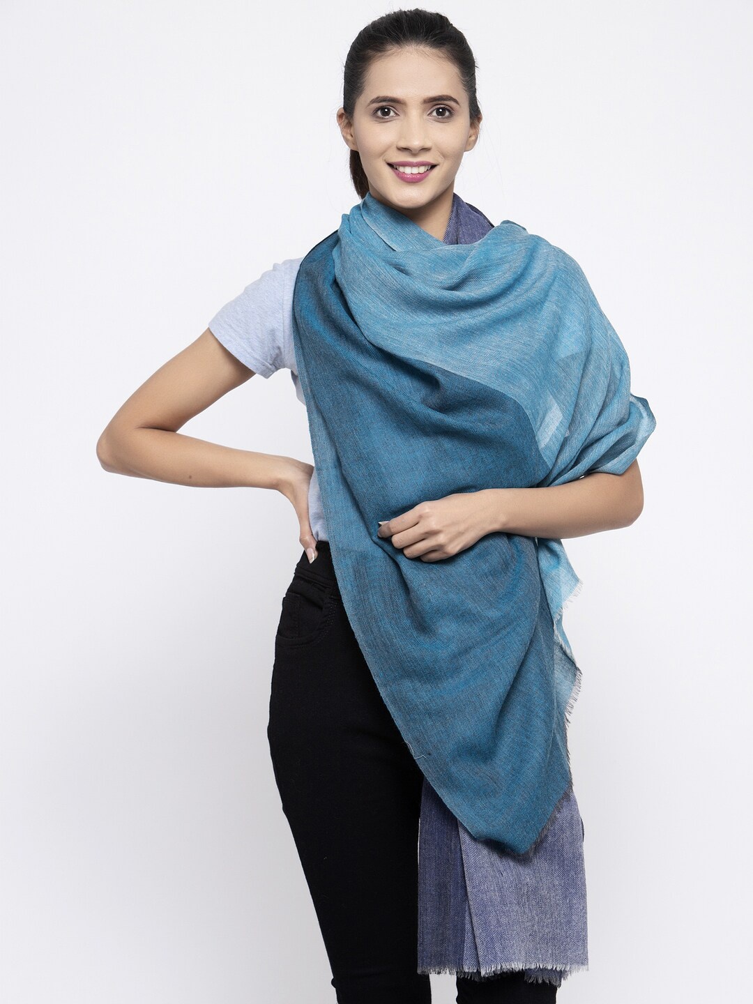

Calvadoss Women Blue & Grey Woven Design Pure Wool Long-Fit Shawl