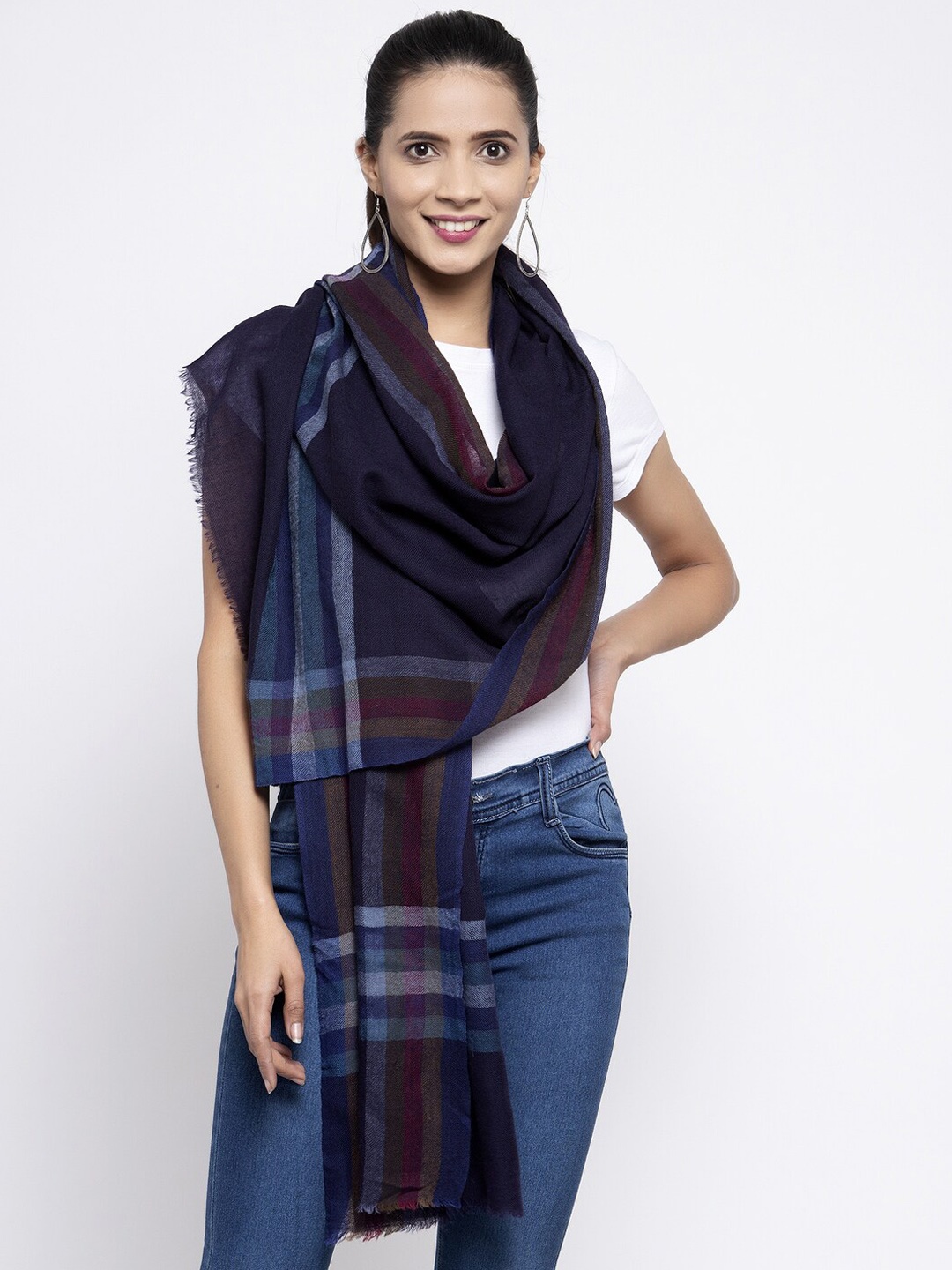 

Calvadoss Women Grey & Blue Woven Design Pure Wool Long-Fit Shawl
