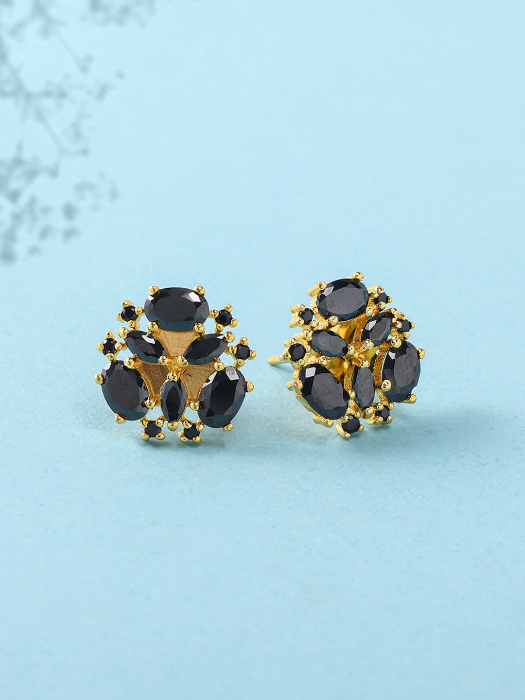 

Voylla Women Gold Plated Black Contemporary Studs Earrings