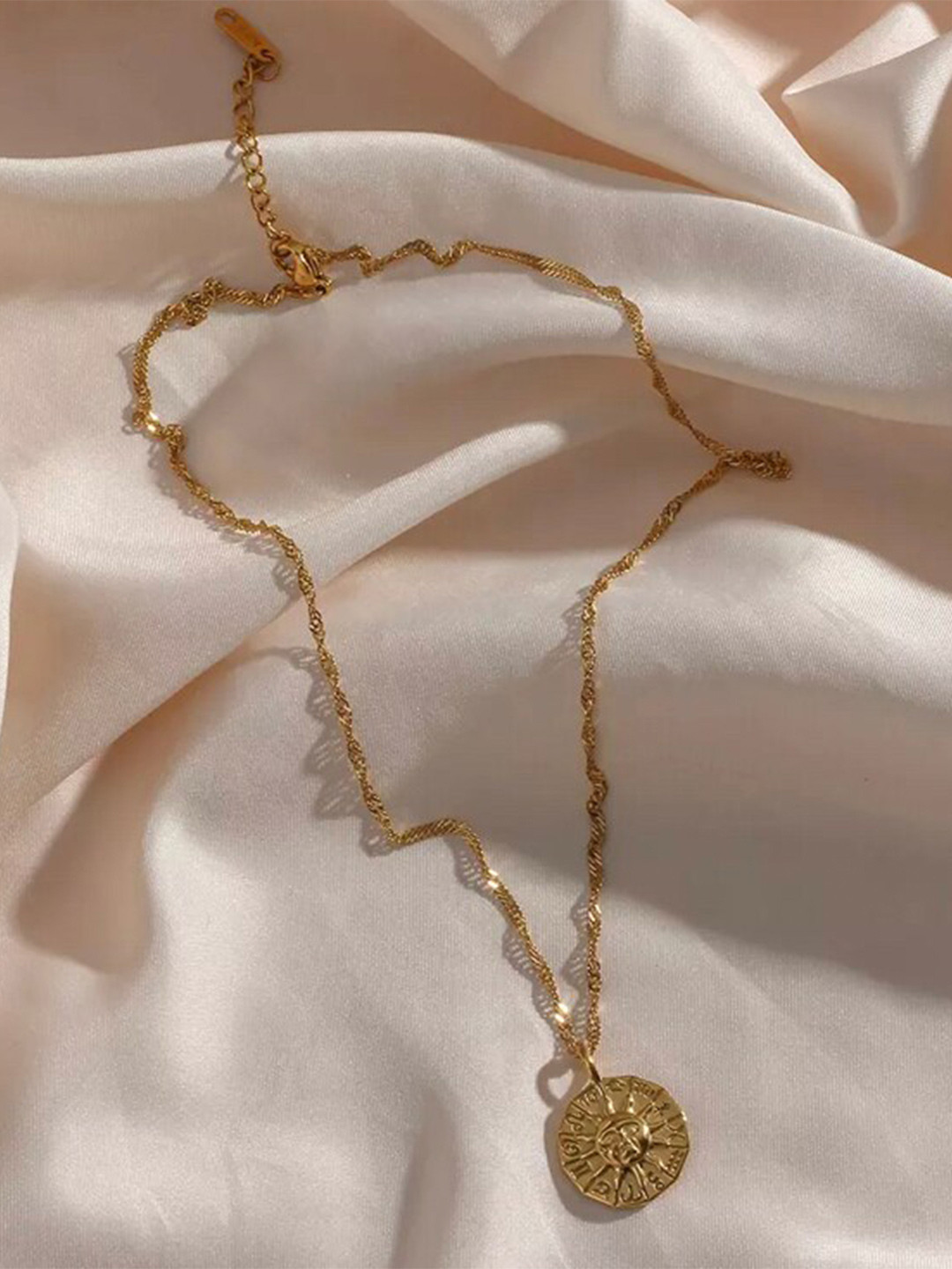 

Inaya 18KT Gold-Plated Necklace