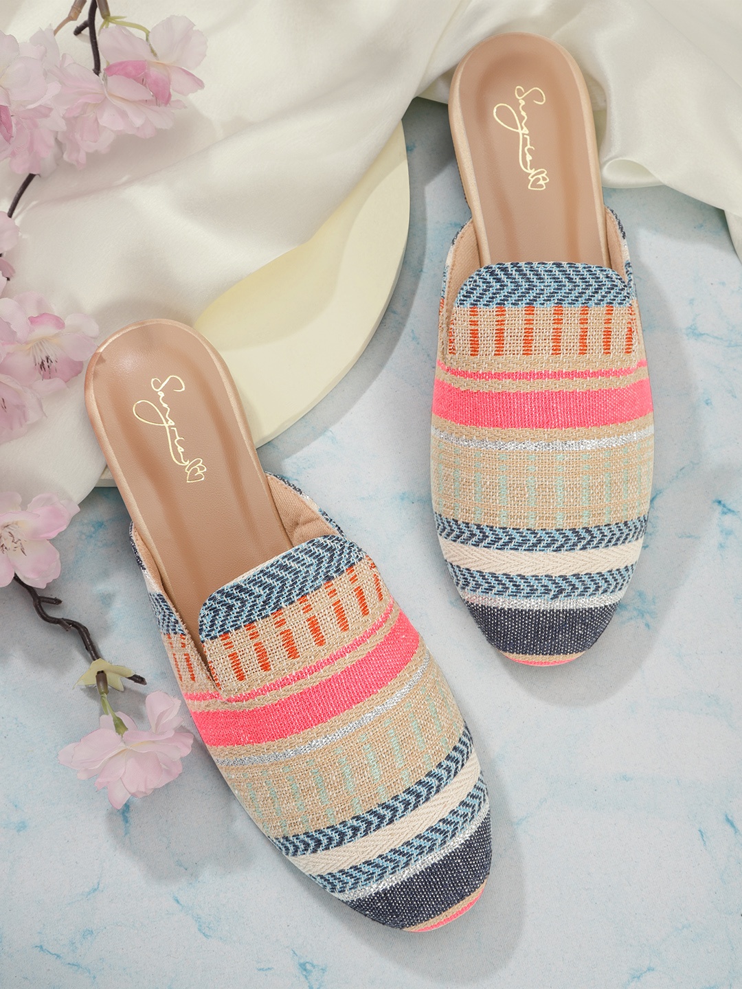 

Sangria Women Woven Striped Mules, Beige