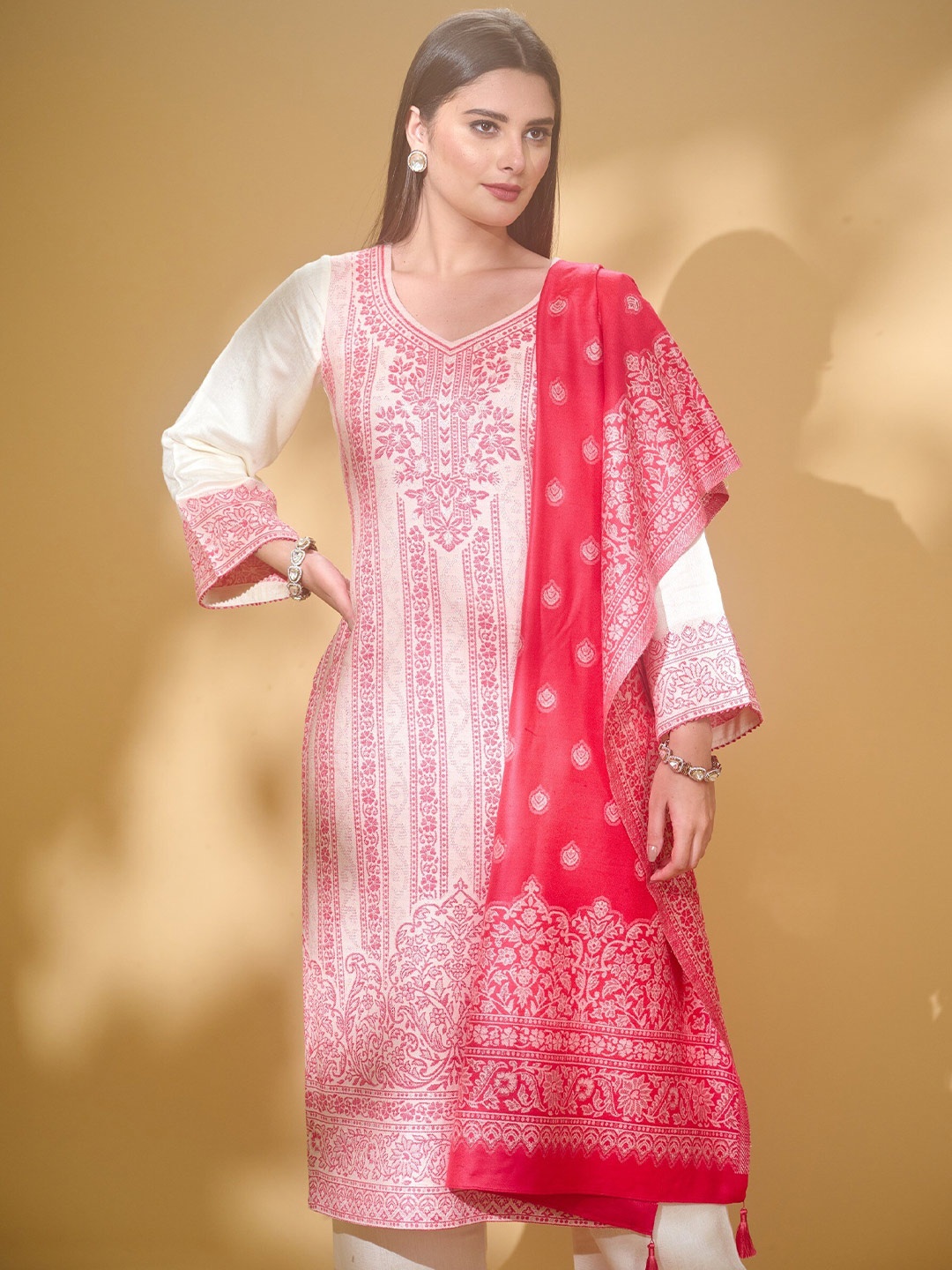 

Safaa Cream-Coloured & Pink Viscose Rayon Unstitched Dress Material