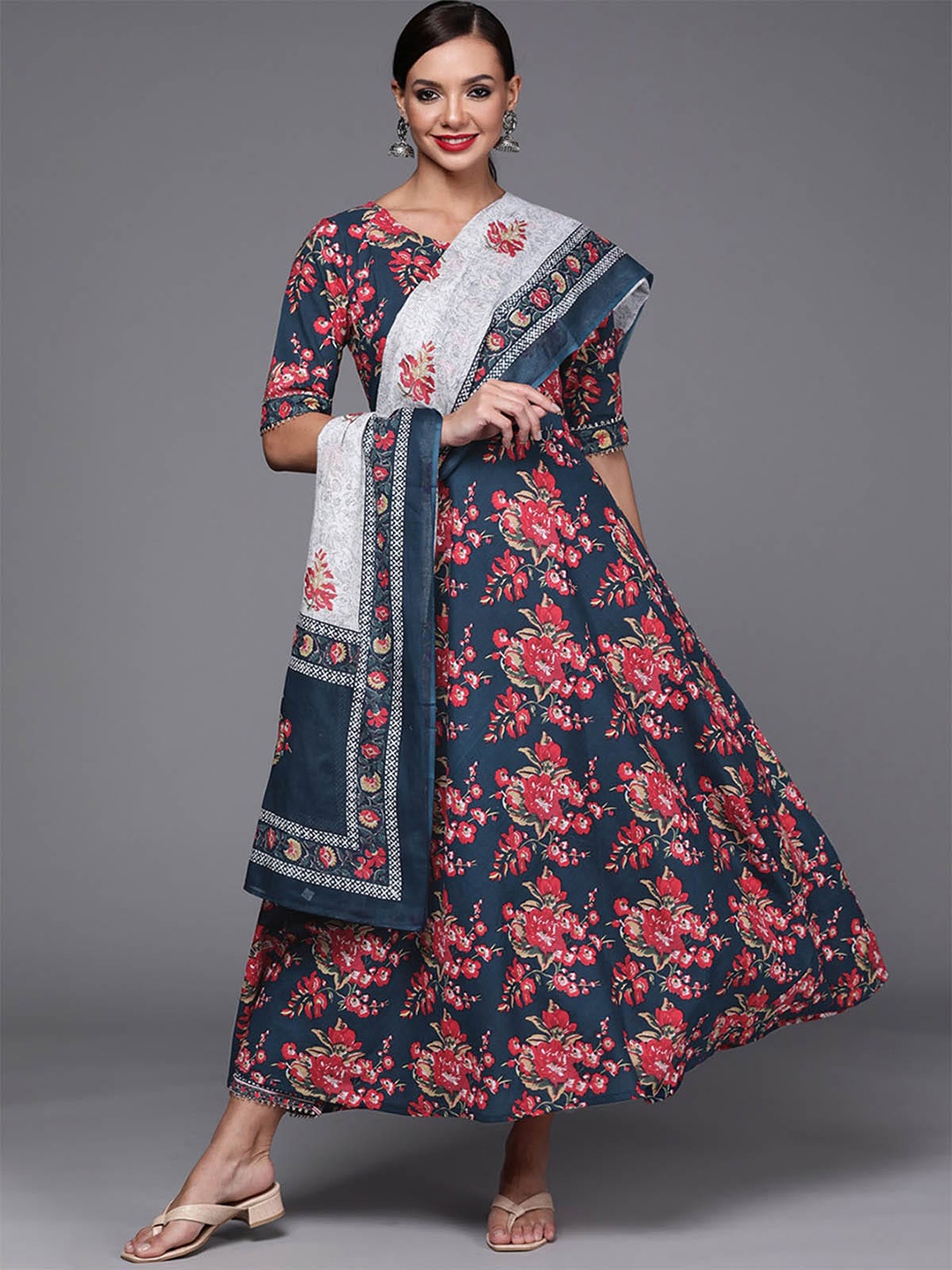 

ODETTE Blue Floral Printed Kurta with Palazzos & With Dupatta
