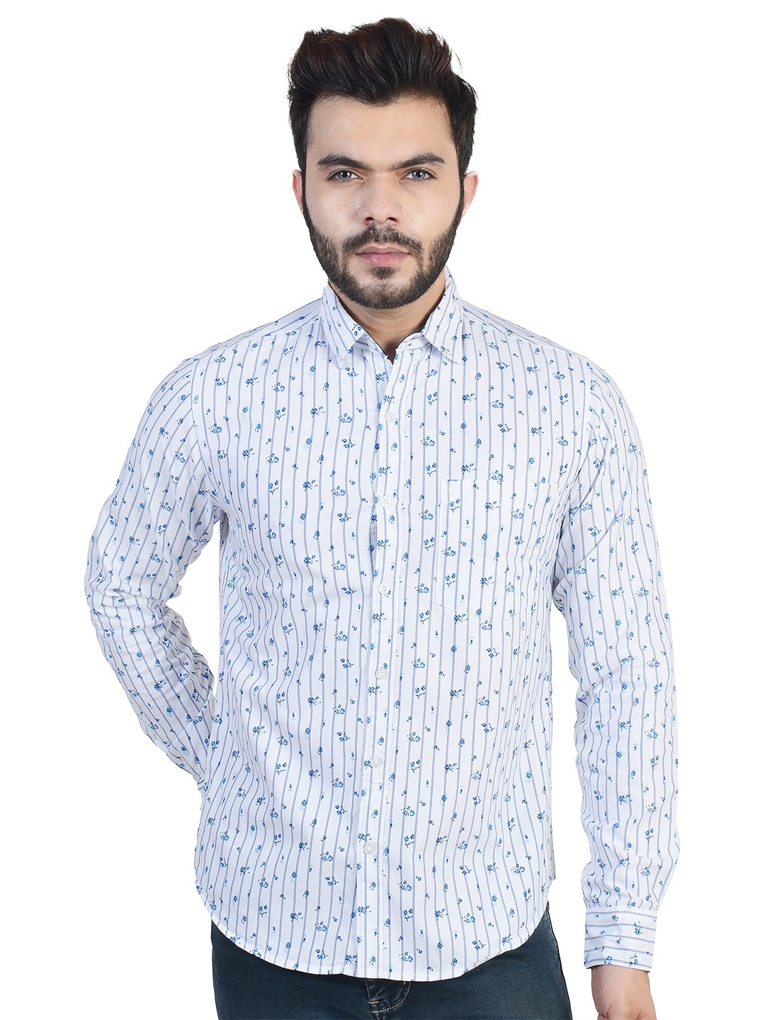 

VALEN CLUB Men White Slim Fit Striped Pure Cotton Casual Shirt