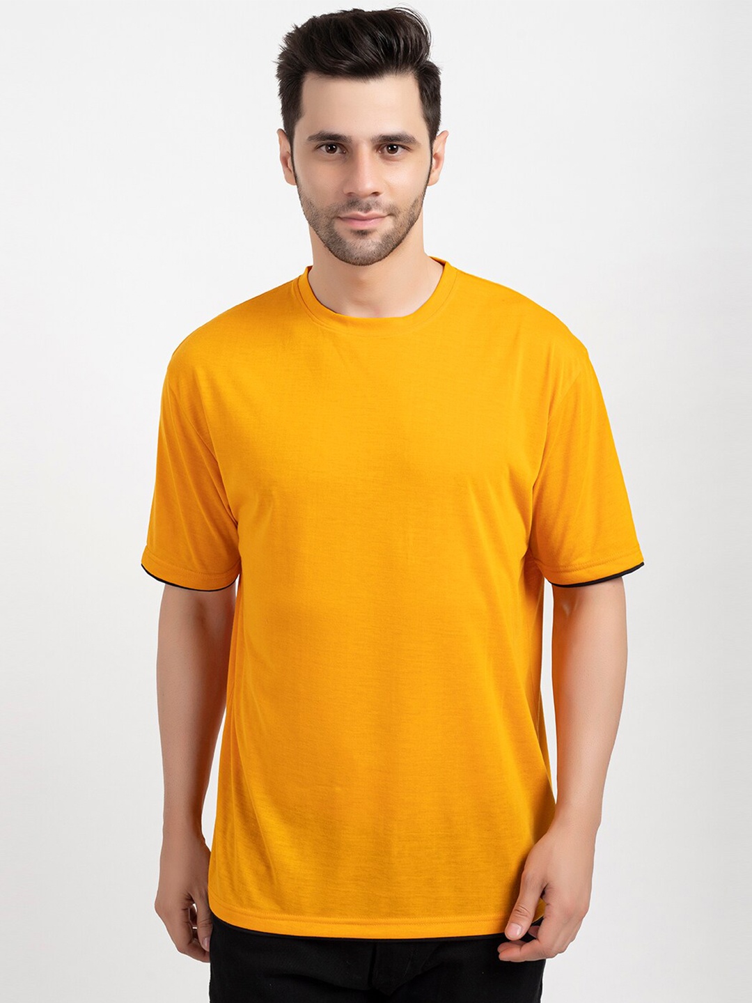 

Oakmans Men Mustard Yellow Cotton T-shirt