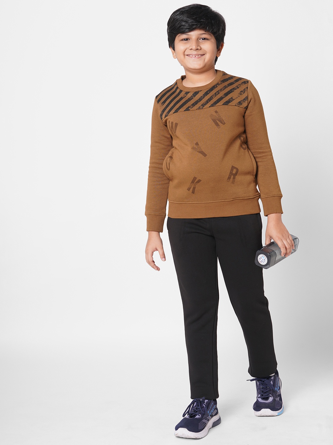 

Sweet Dreams Boys Brown & Black Printed Fleece Tracksuit