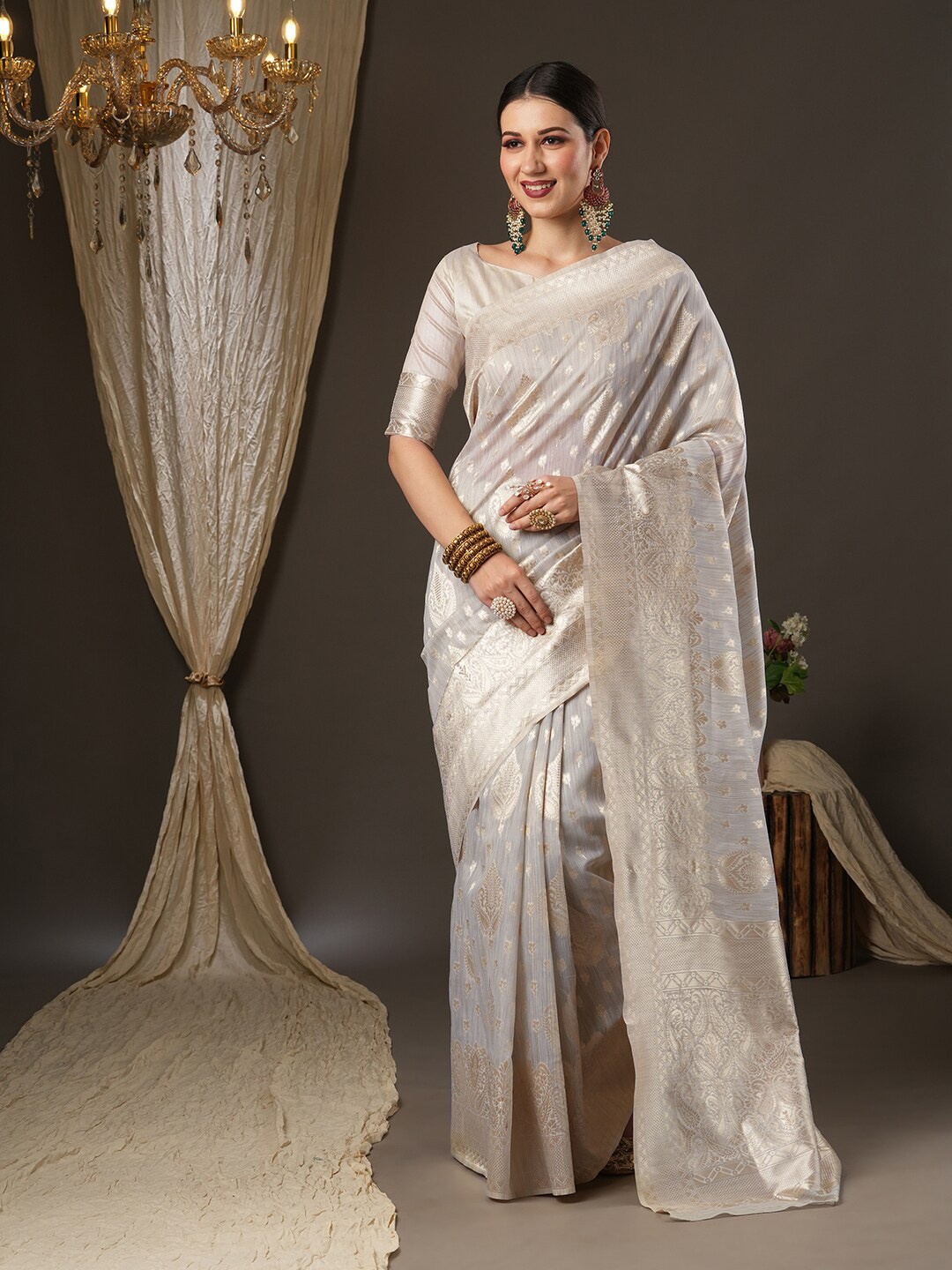 

Mitera Grey & Gold-Toned Ethnic Motifs Zari Saree