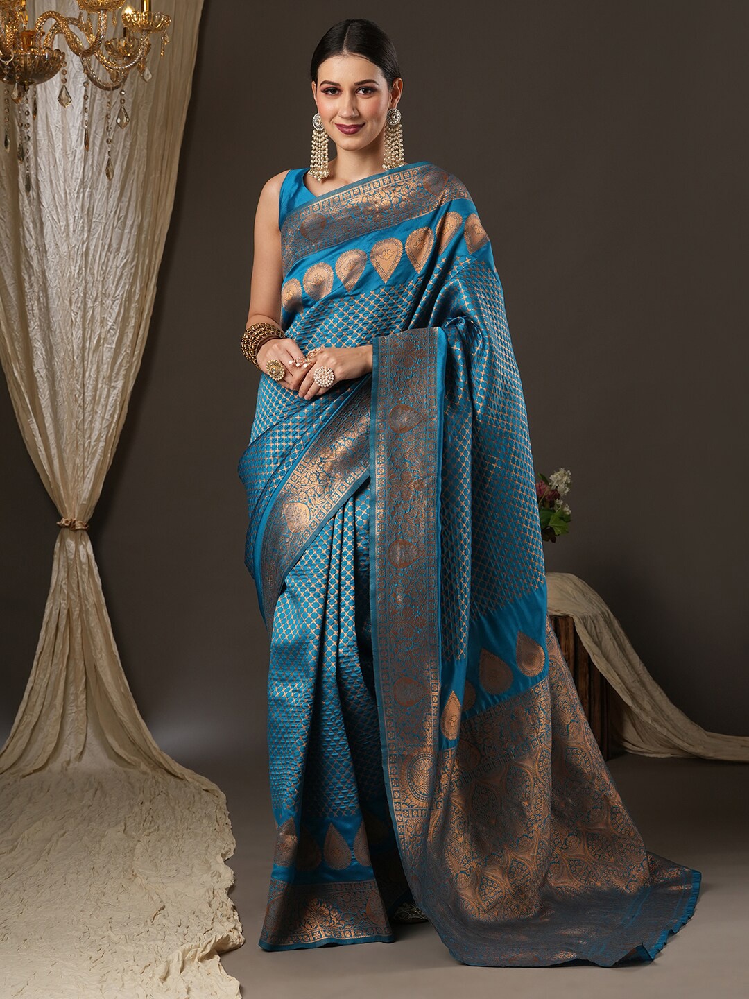 

Saree mall Blue & Gold-Toned Woven Design Zari Silk Blend Kanjeevaram Sarees