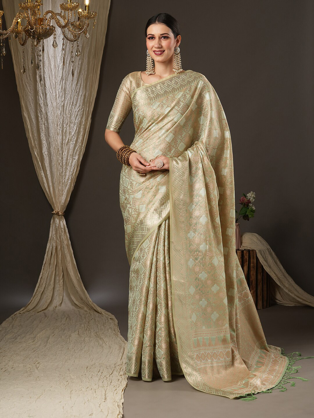 

Saree mall Green & Gold-Toned Woven Design Zari Silk Blend Muga Sarees